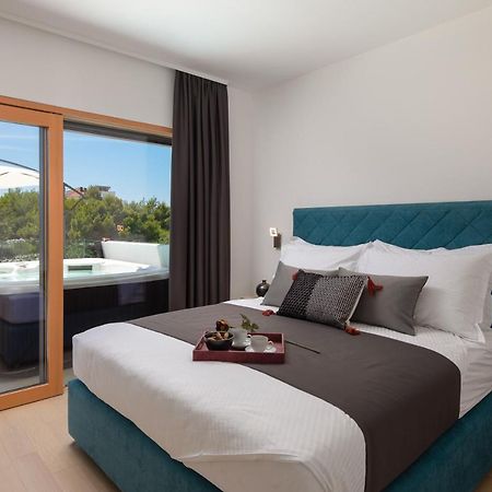 Villa Dm Vodice Exteriör bild
