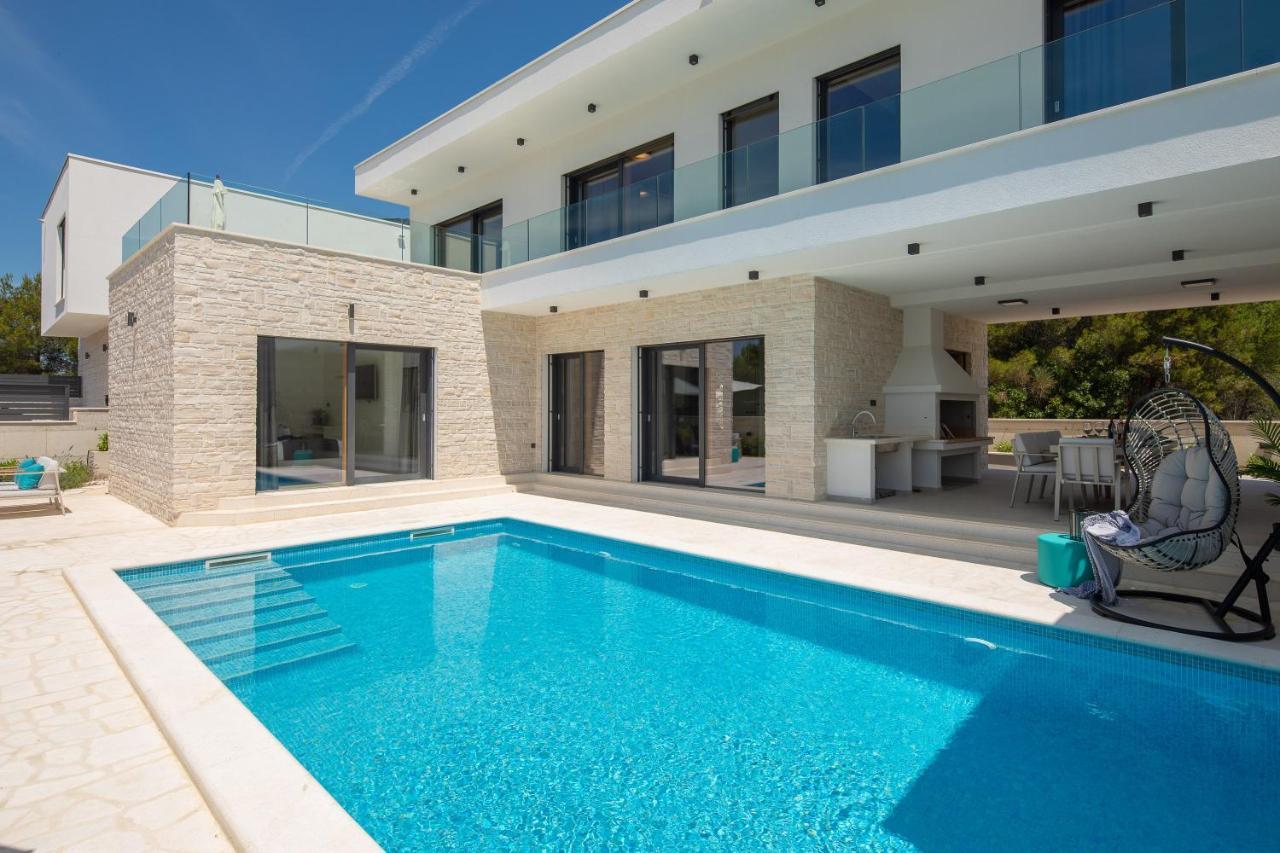 Villa Dm Vodice Exteriör bild